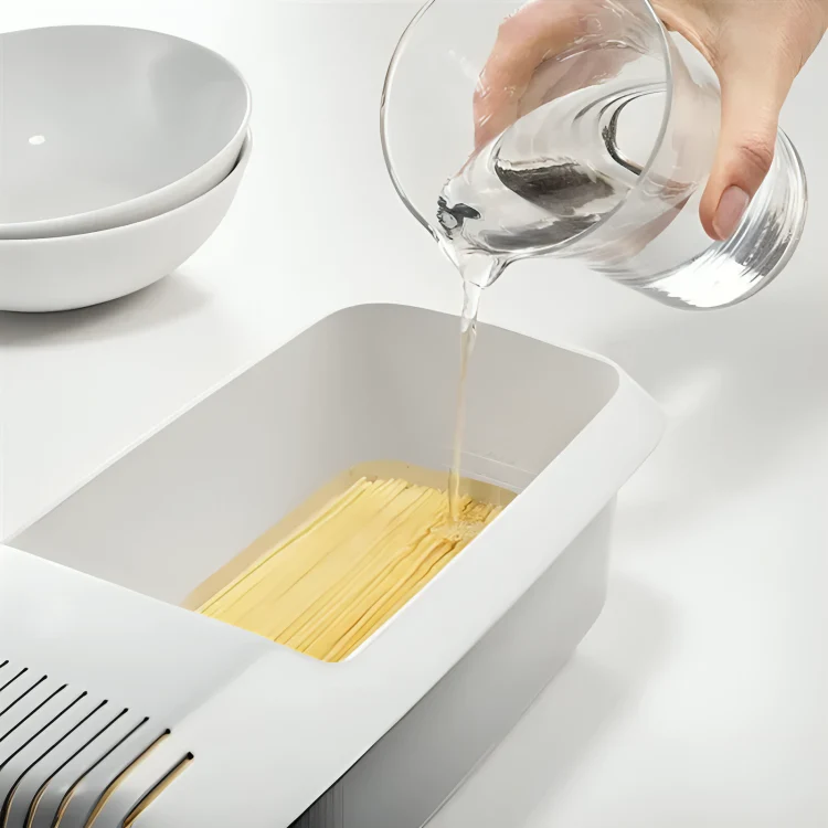 50% OFF | NoodleStrainer - Heat-resistant microwave noodle strainer - Image 4