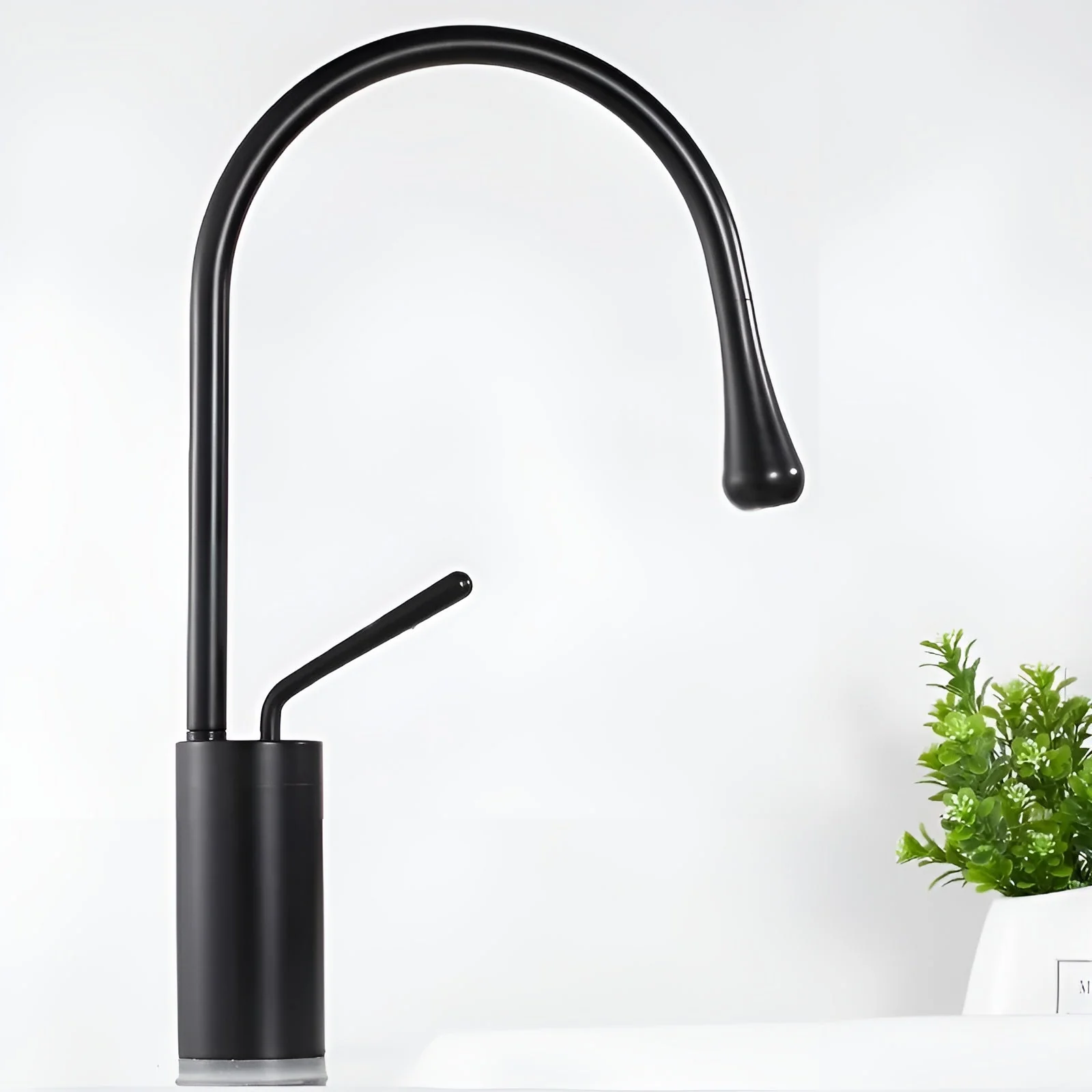FlexFlow – Effortless 360° Faucet Control for a Drip-Free Life - Image 8